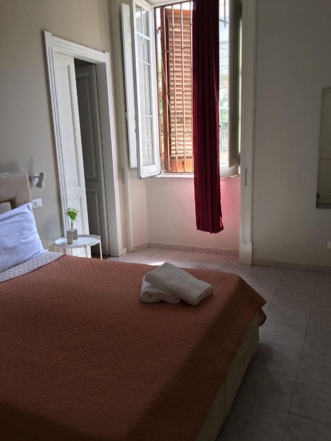 Correttori House Reggio di Calabria Buitenkant foto