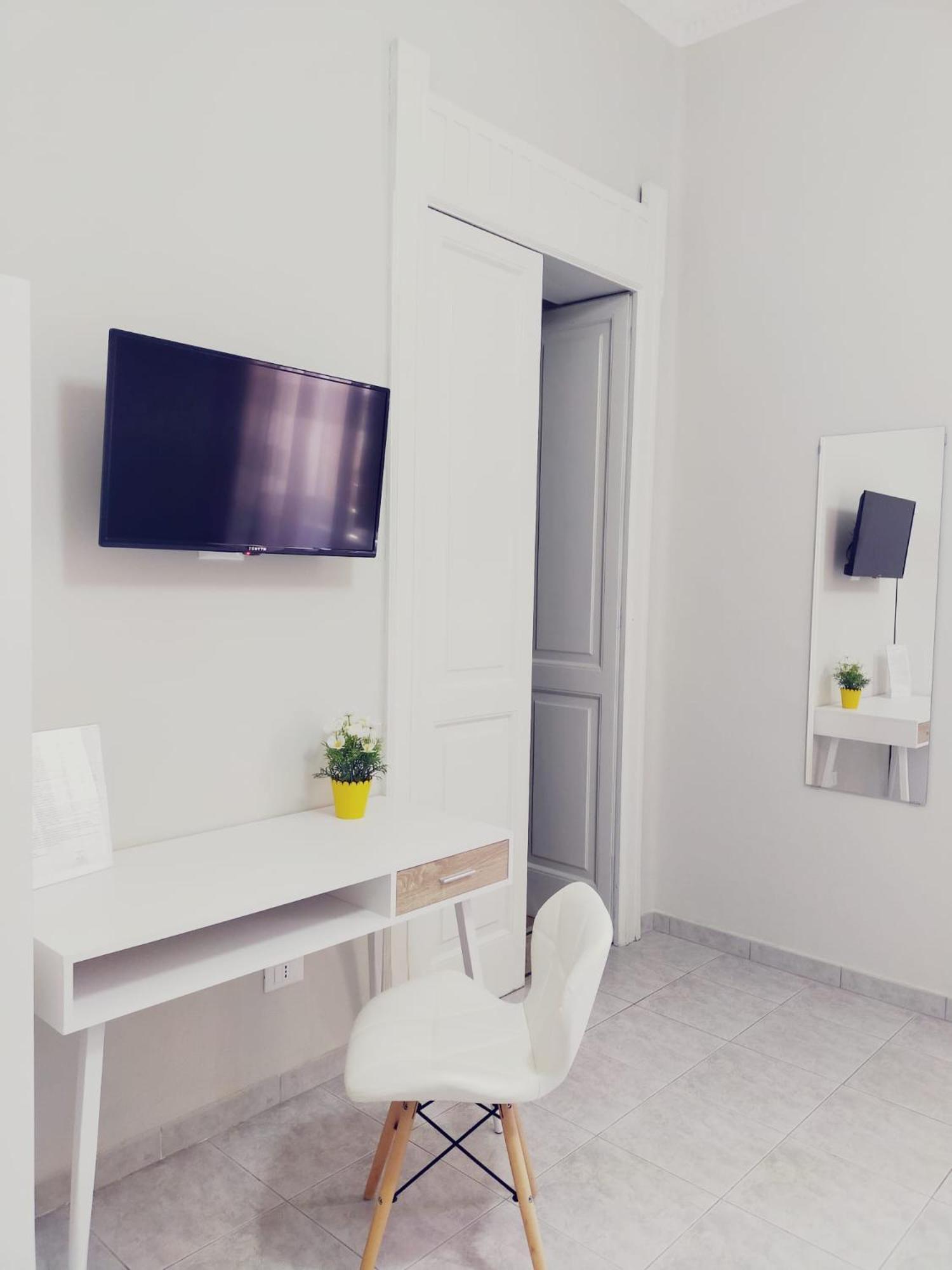 Correttori House Reggio di Calabria Kamer foto